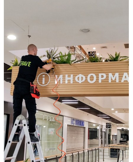 Декорация с изкуствени растения – информационен кът